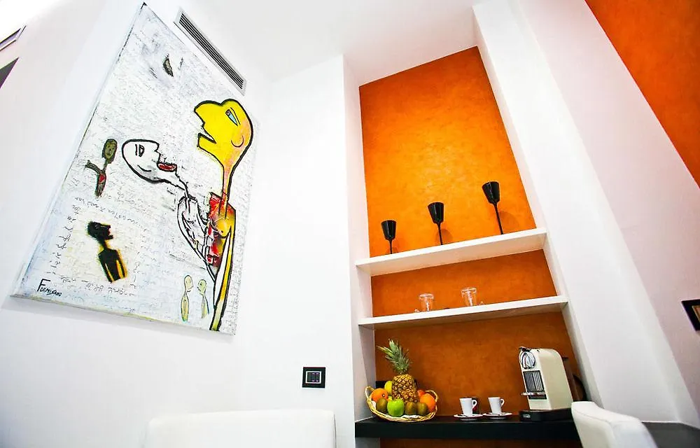 *****  Style Hotel Milan Italy